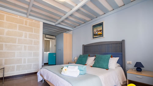 Discover the rooms of the Isola Mia hotel in Favignana